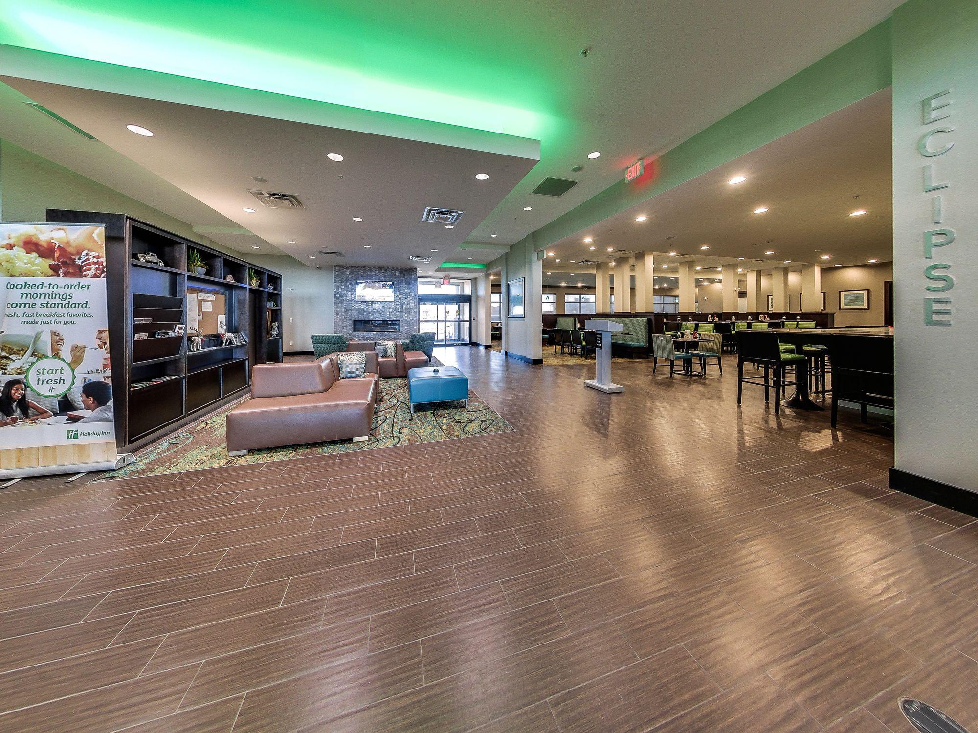 Holiday Inn Hotel & Suites Edmonton Airport Conference Centre By Ihg Nisku Exteriör bild