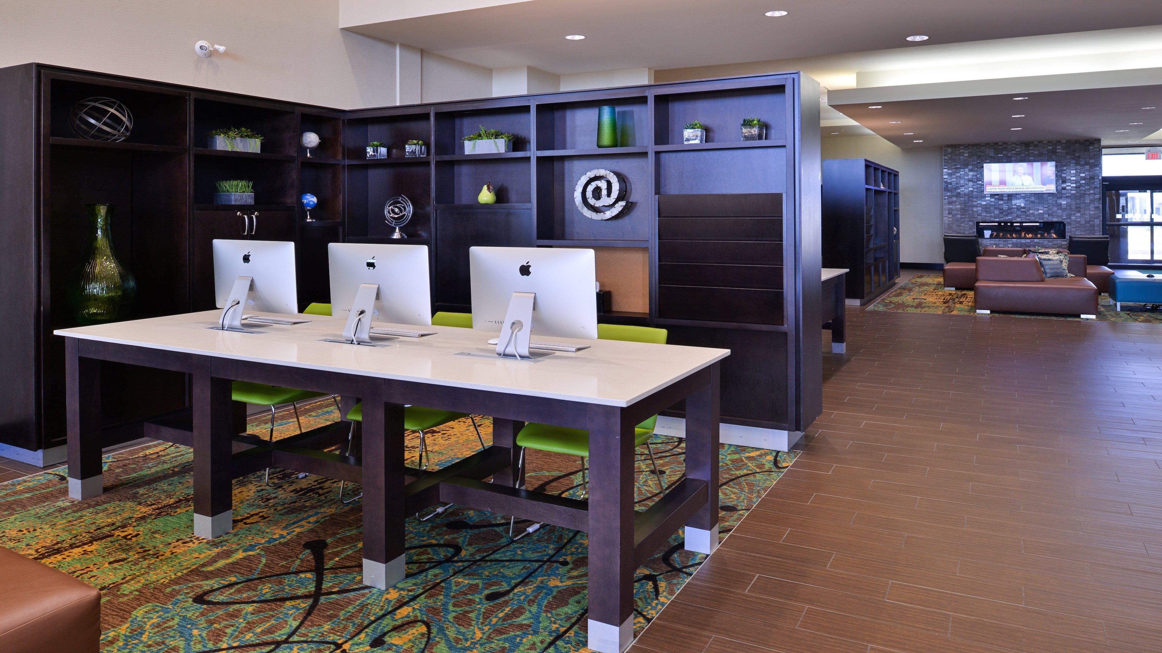 Holiday Inn Hotel & Suites Edmonton Airport Conference Centre By Ihg Nisku Exteriör bild
